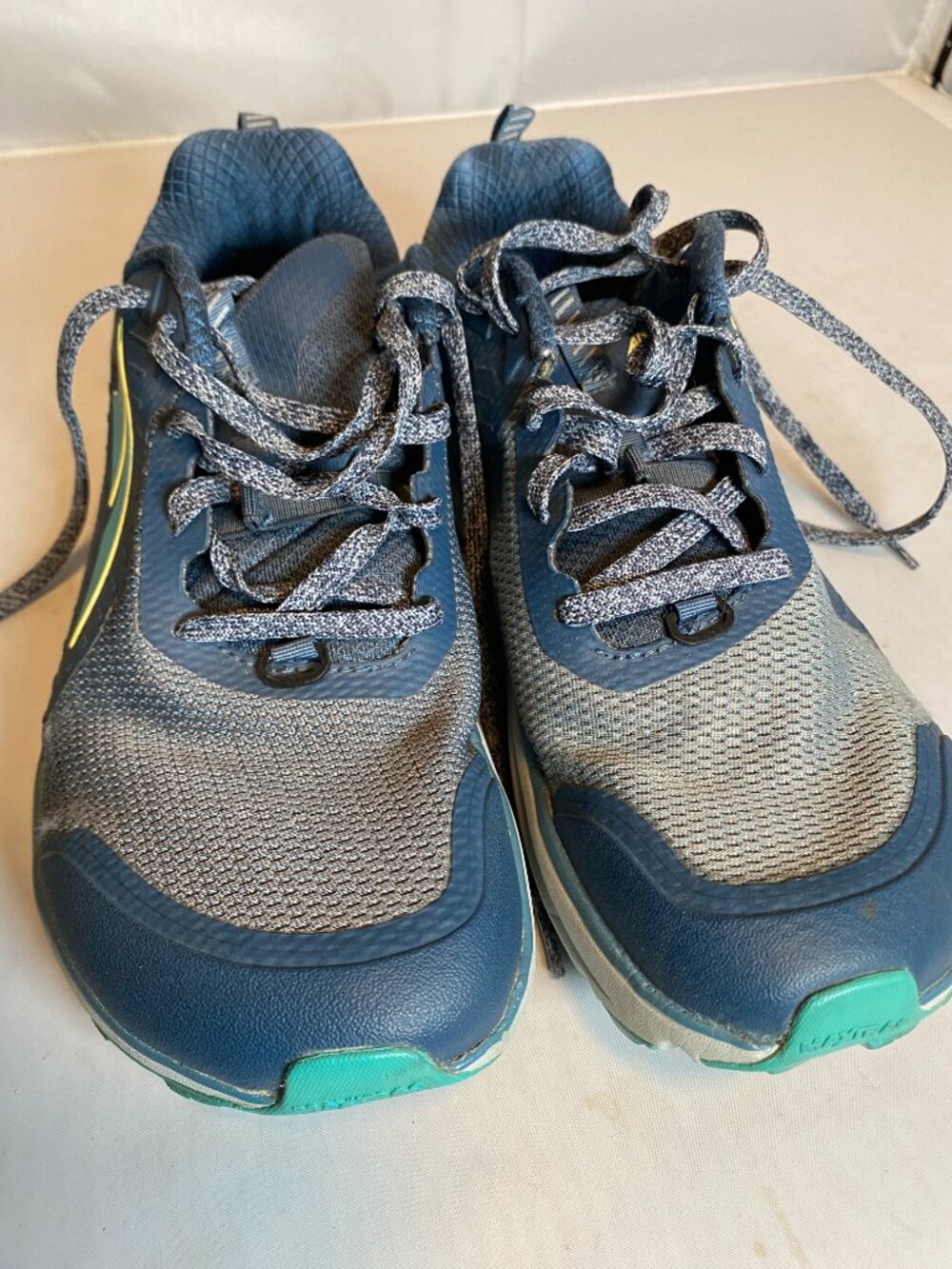 Altra Timp 3 Trail Running Shoes Women  Hiking Comfort Sneaker W9